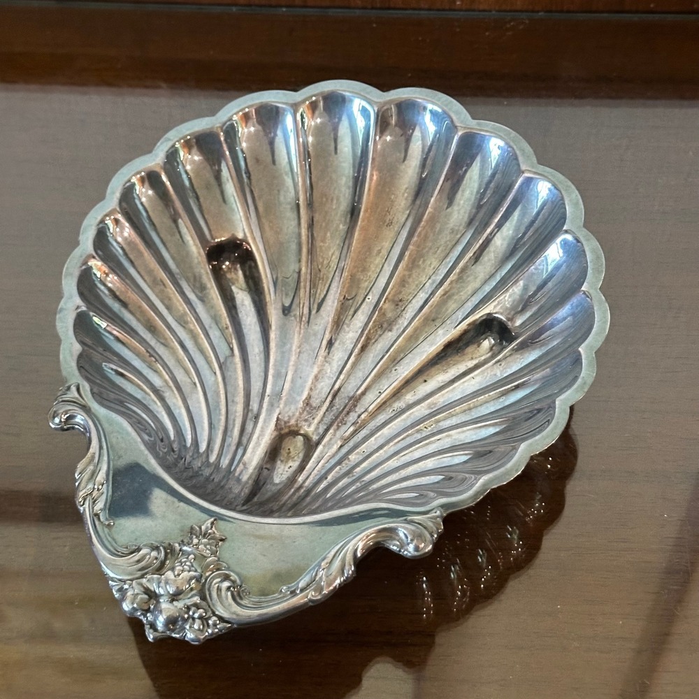 Vintage Silver Plated Clam Shell Dish Scalloped Coastal Catchall Tray 10 Inch